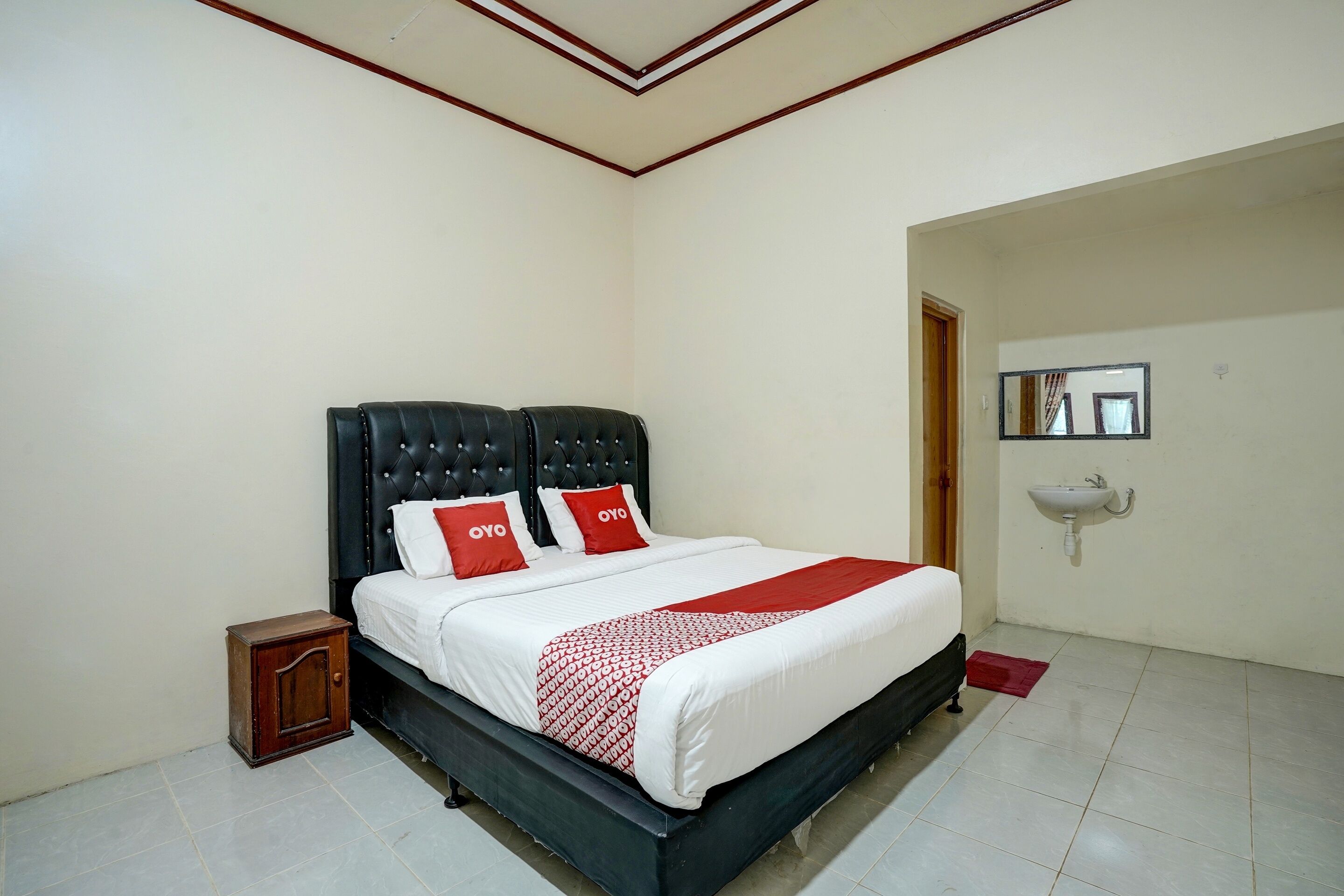 Efniati Homestay Syariah by OYO