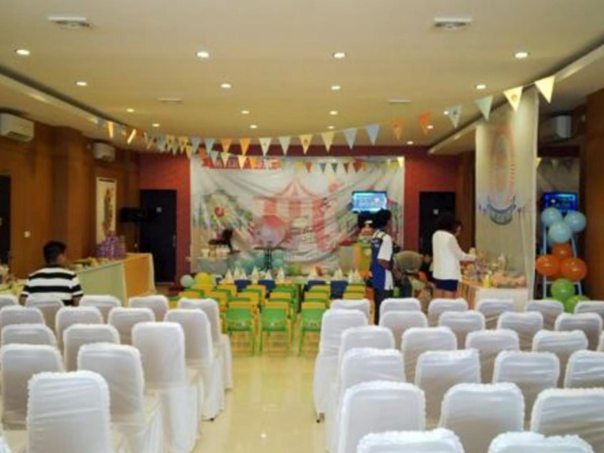 Grand Mega Hotel