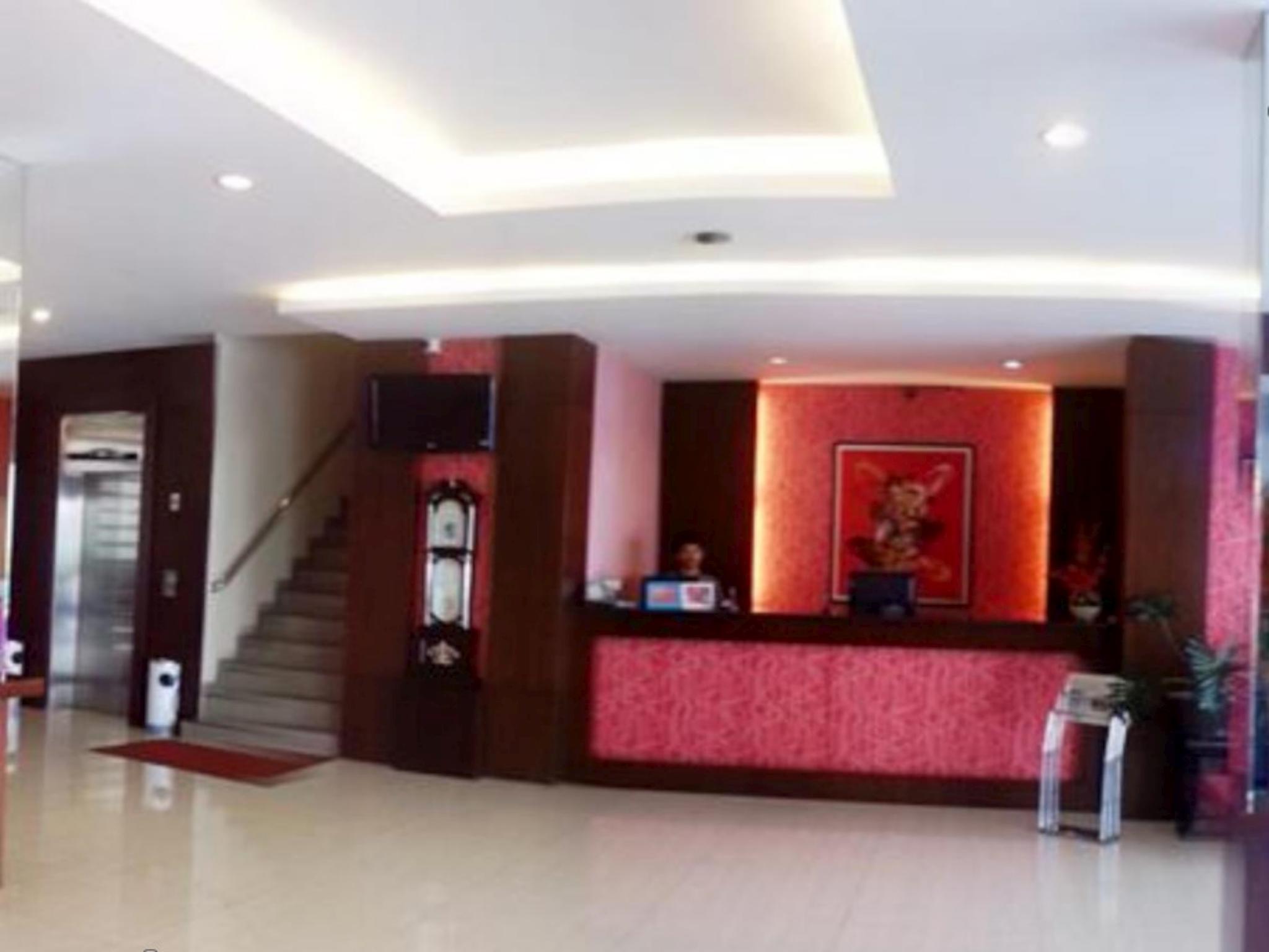 Grand Mega Hotel
