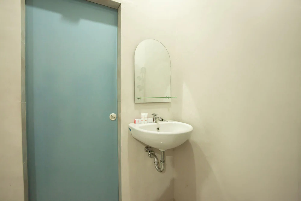 Hotel Apple by OYO Rooms