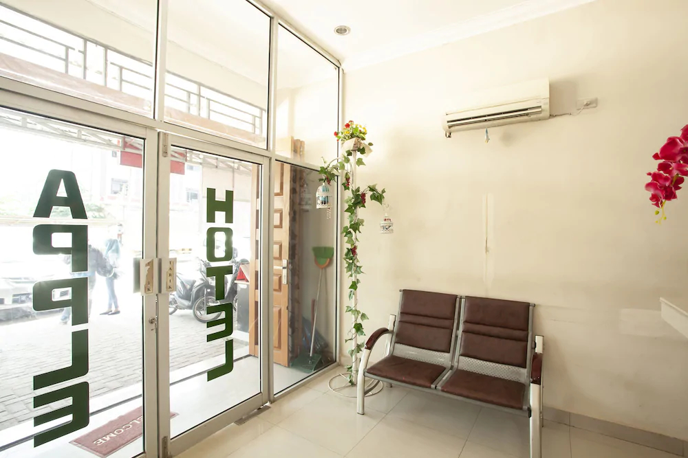 Hotel Apple by OYO Rooms