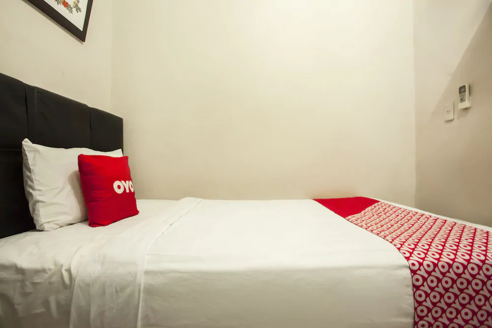 Hotel Apple by OYO Rooms