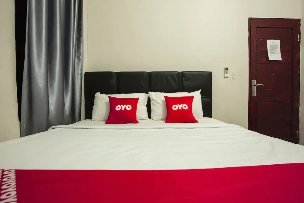 Hotel Apple by OYO Rooms
