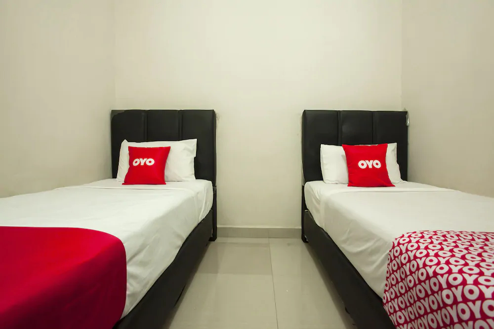 Hotel Apple by OYO Rooms