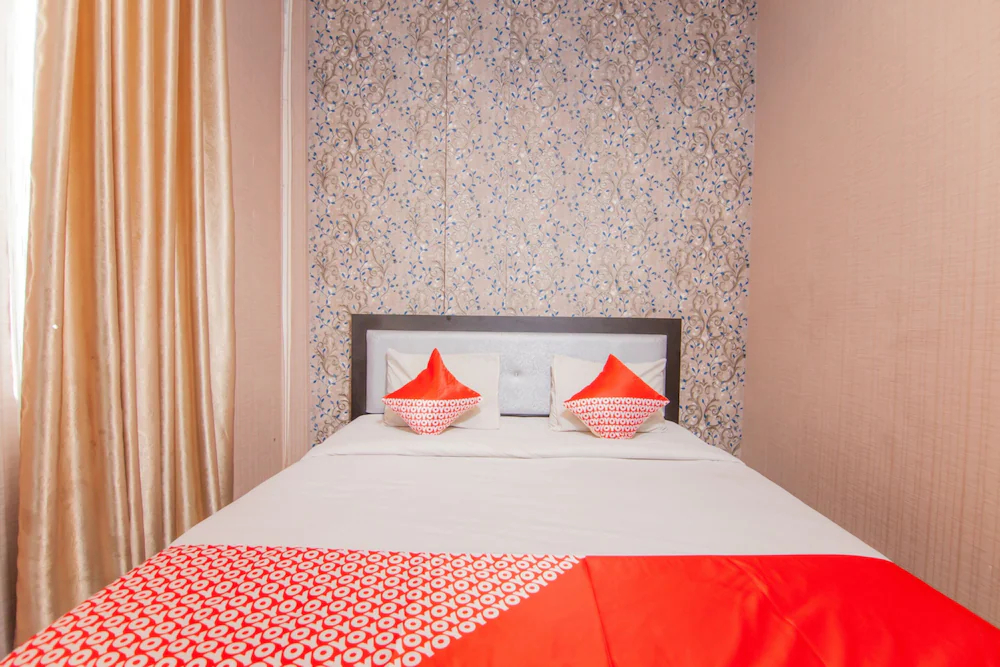 Residence 68 by OYO Rooms