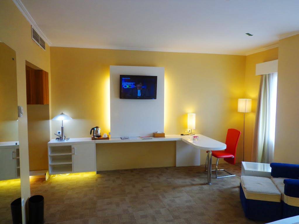 Sapadia Hotel Siantar