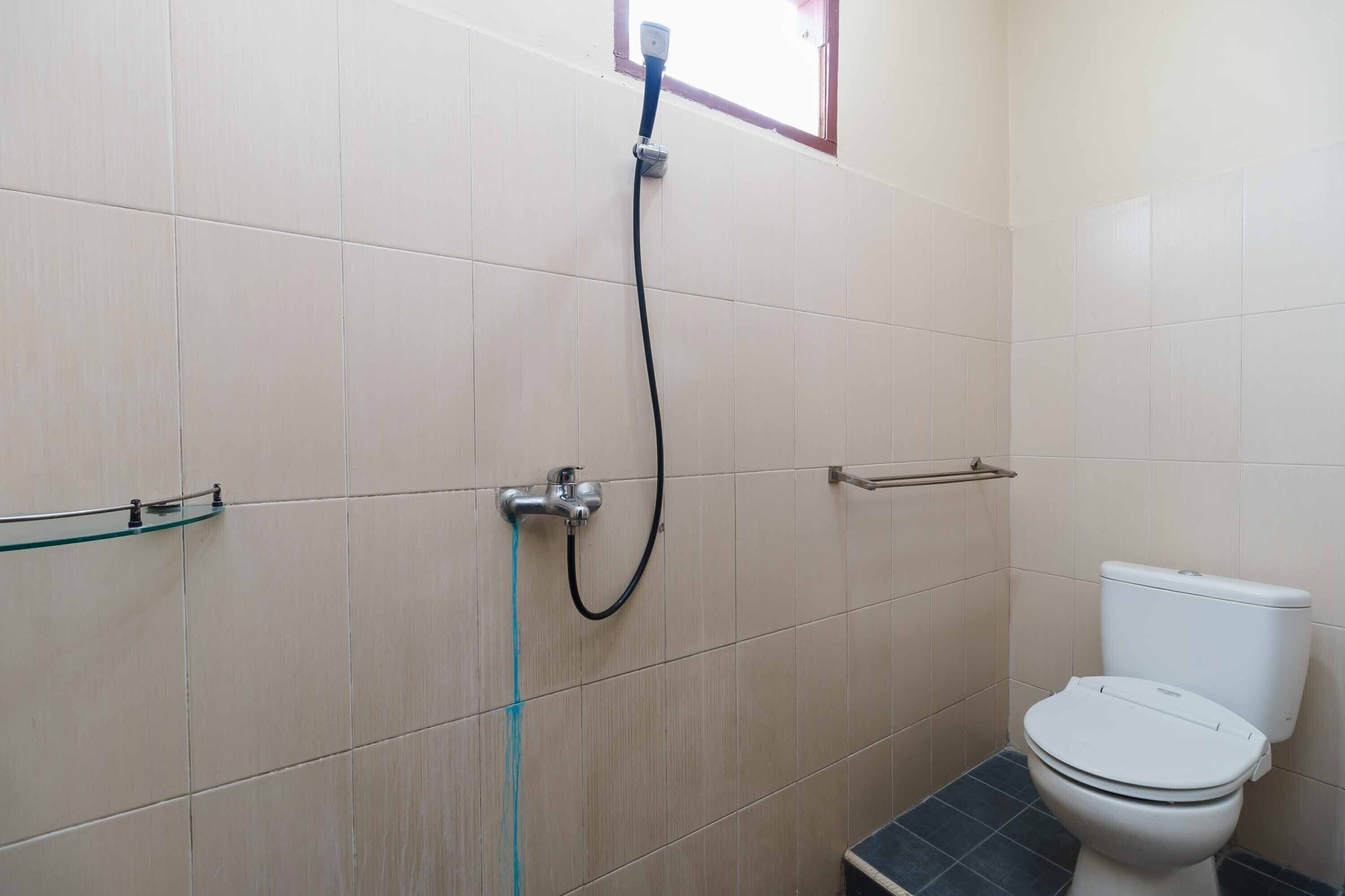 Wisma Gandaula Hotel by RedDoorz