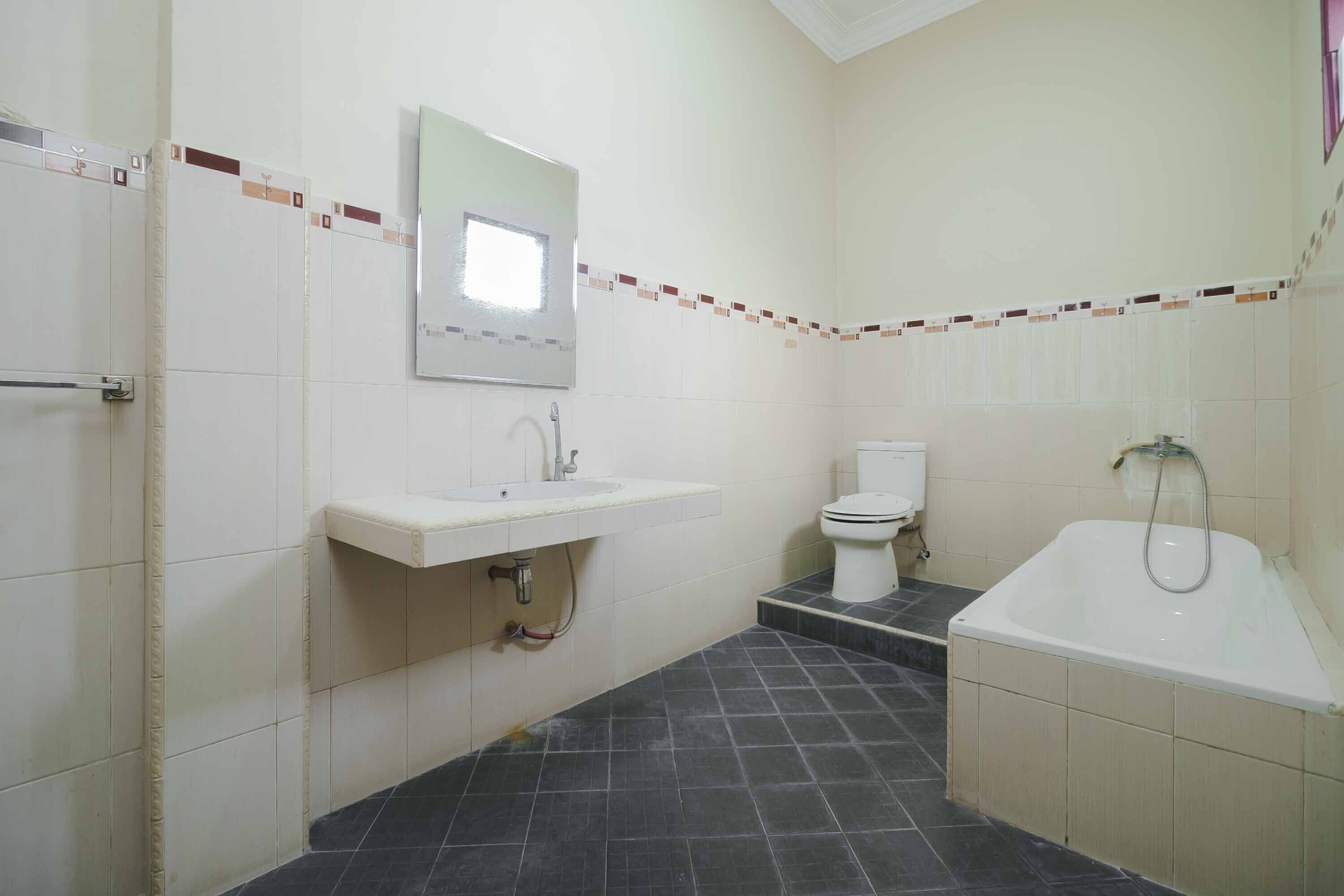 Wisma Gandaula Hotel by RedDoorz