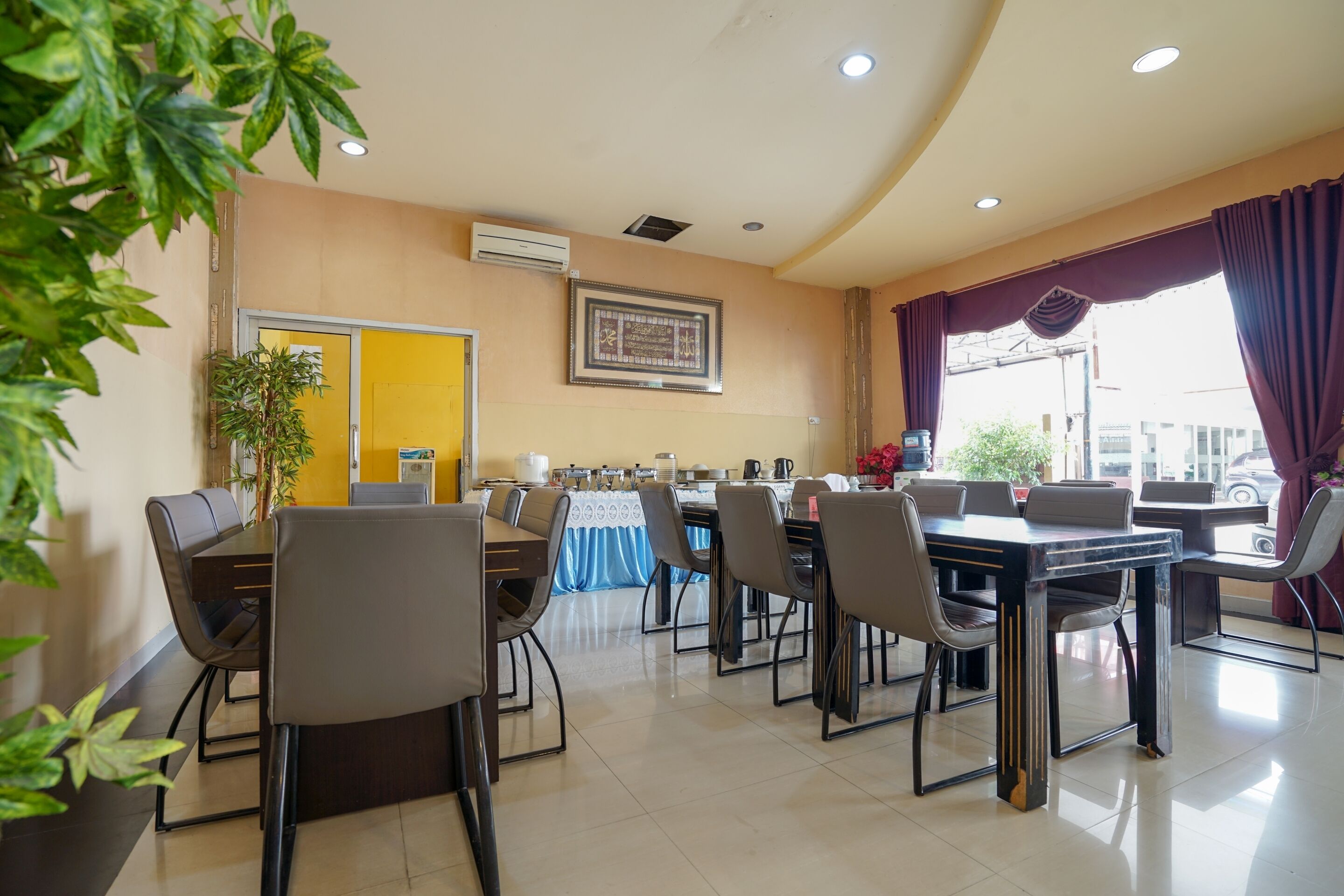 Hotel Aifih by OYO Rooms