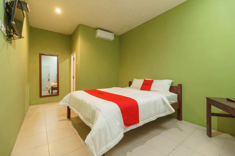 Note Hotel Syariah by OYO