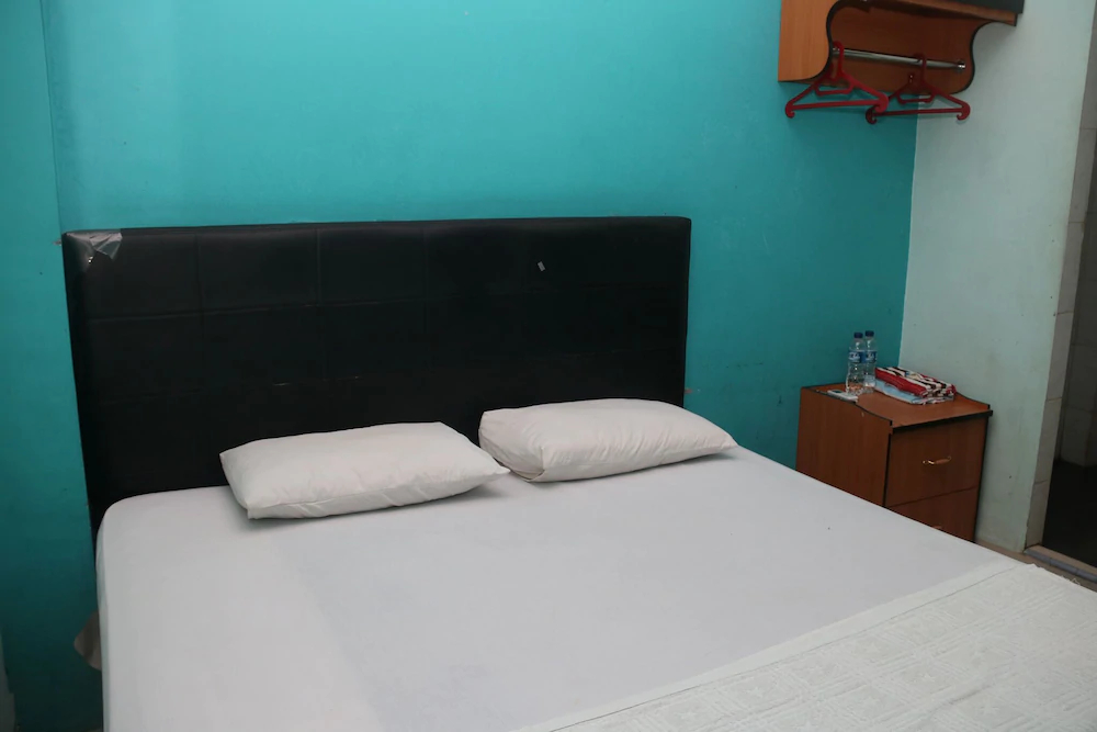 Wisma Sunshine by OYO Rooms