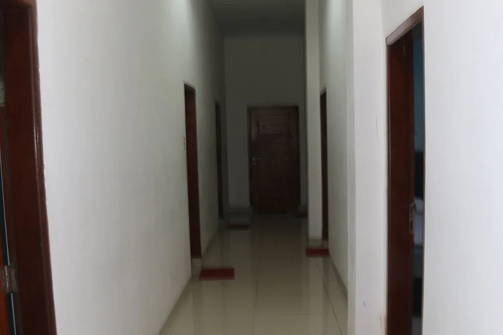 Wisma Sunshine by OYO Rooms