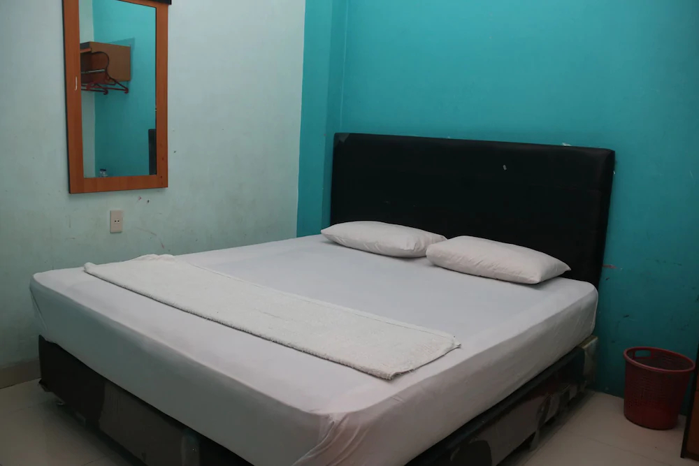 Wisma Sunshine by OYO Rooms