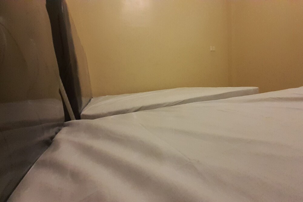 Hotel Harley by OYO Rooms