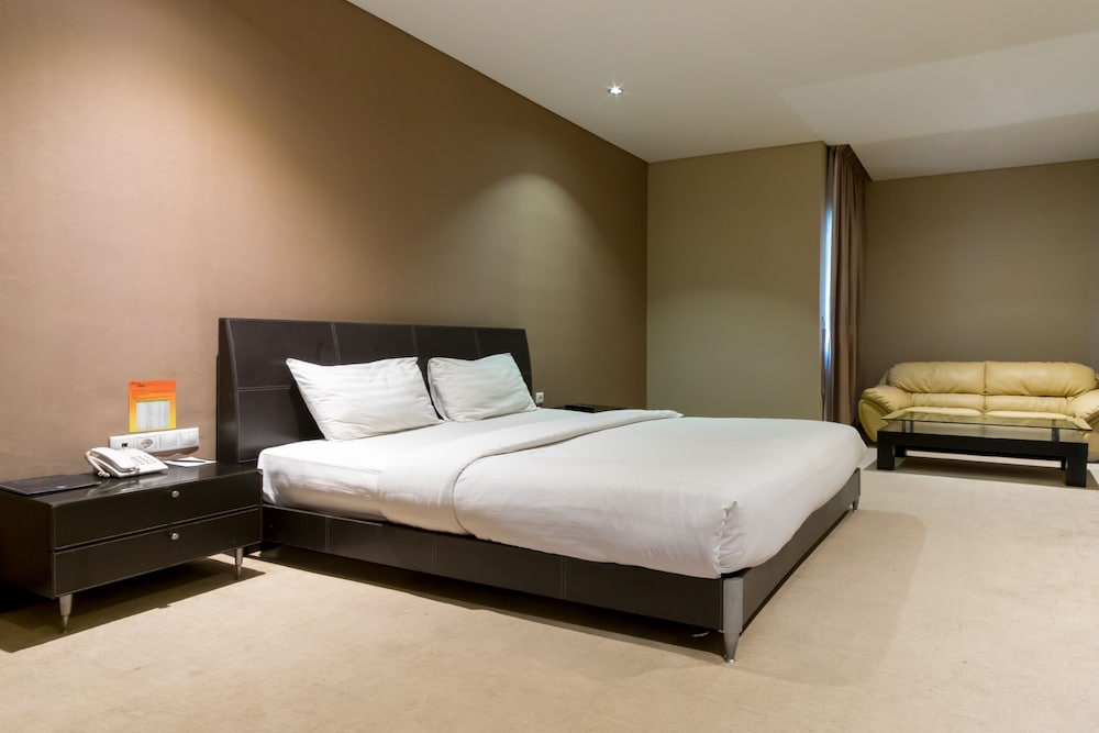 Hotel Harley by OYO Rooms