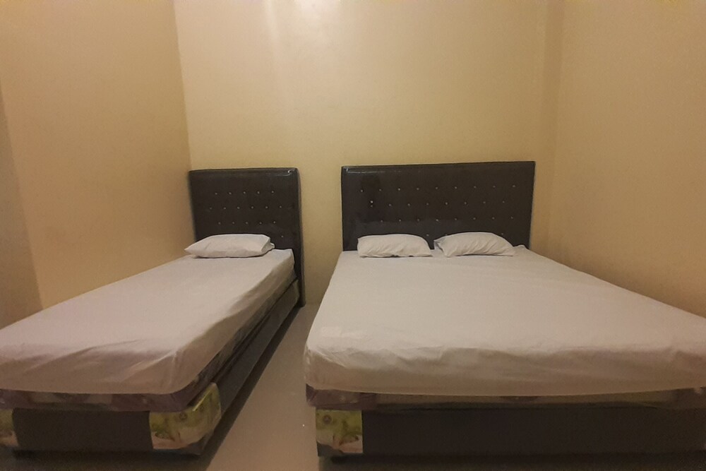 Hotel Harley by OYO Rooms