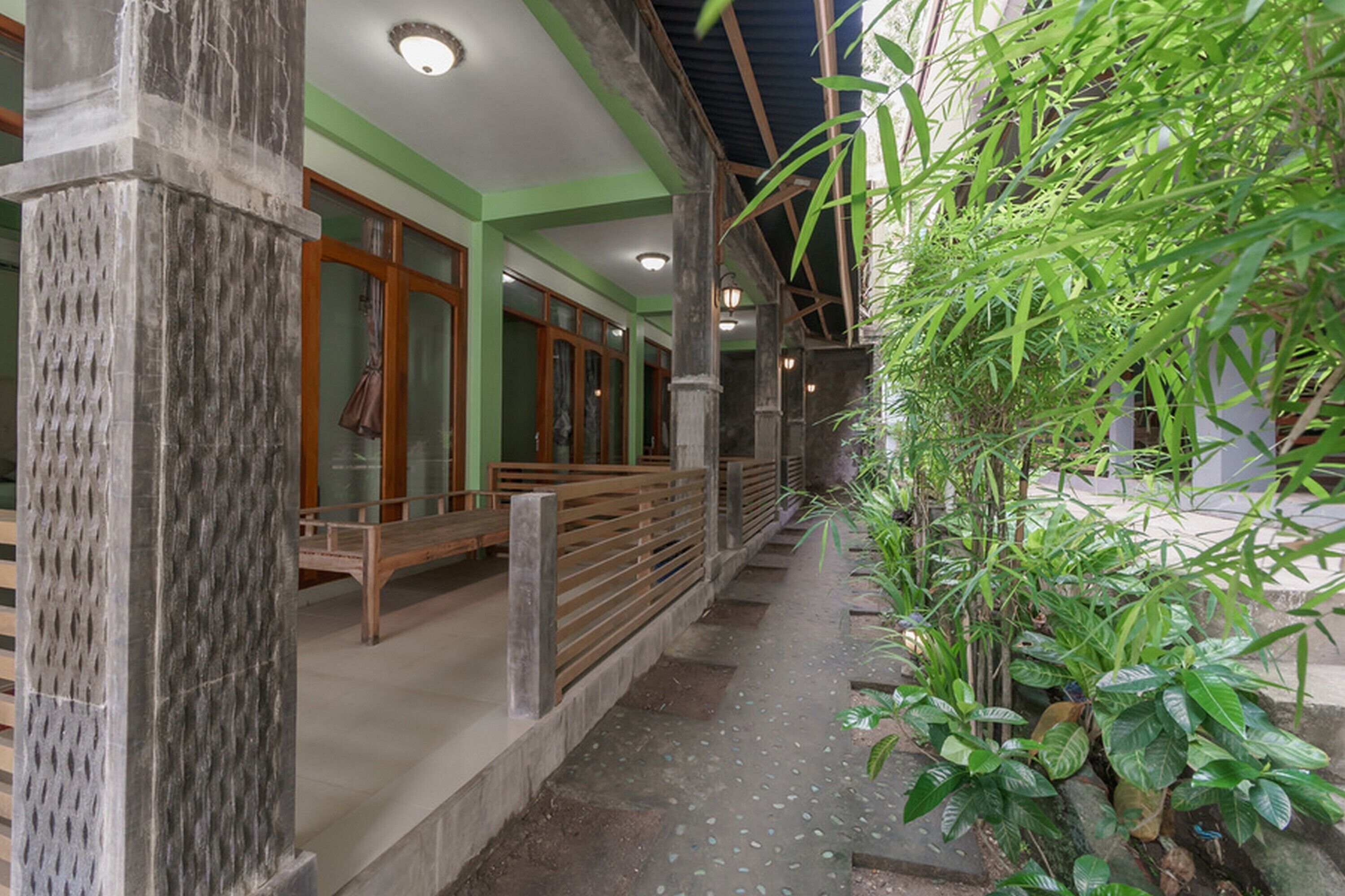 Reddoorz Syariah @ Iboih Beach Sabang