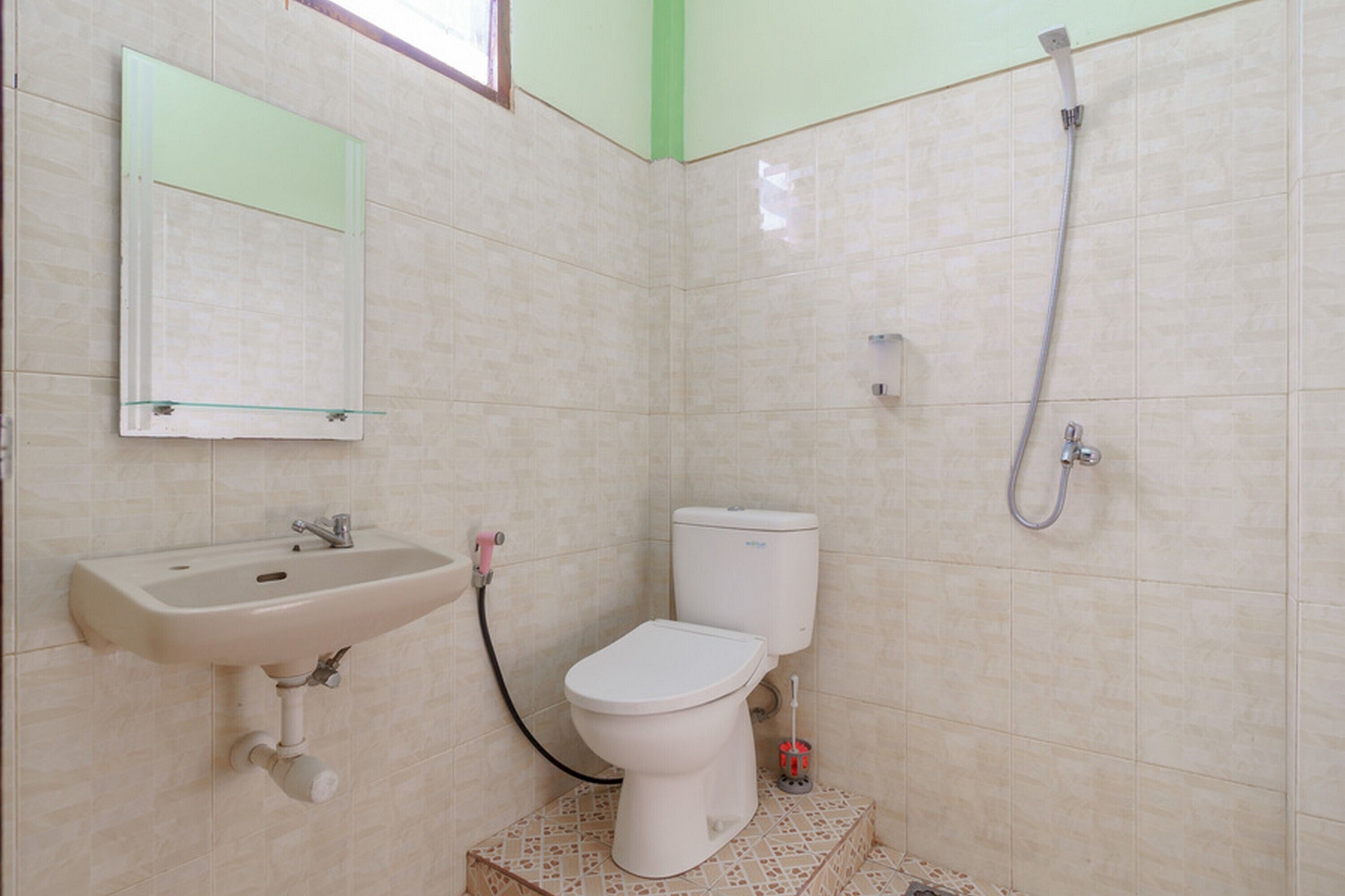 Reddoorz Syariah @ Iboih Beach Sabang