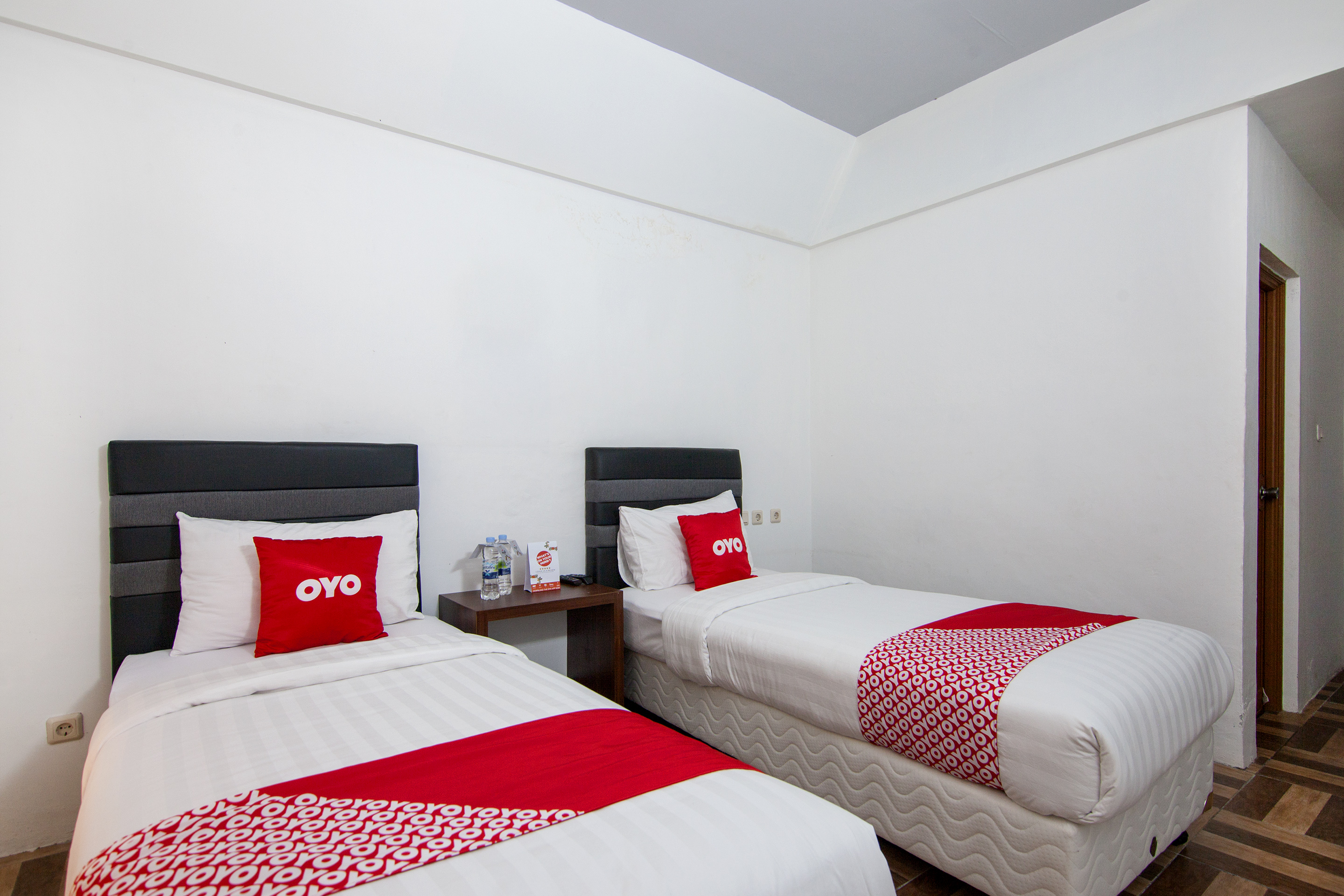 Dg Inn by OYO Rooms