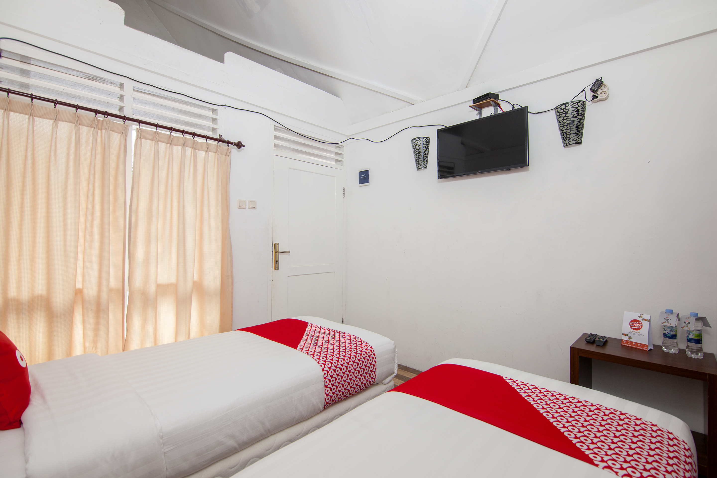 Dg Inn by OYO Rooms