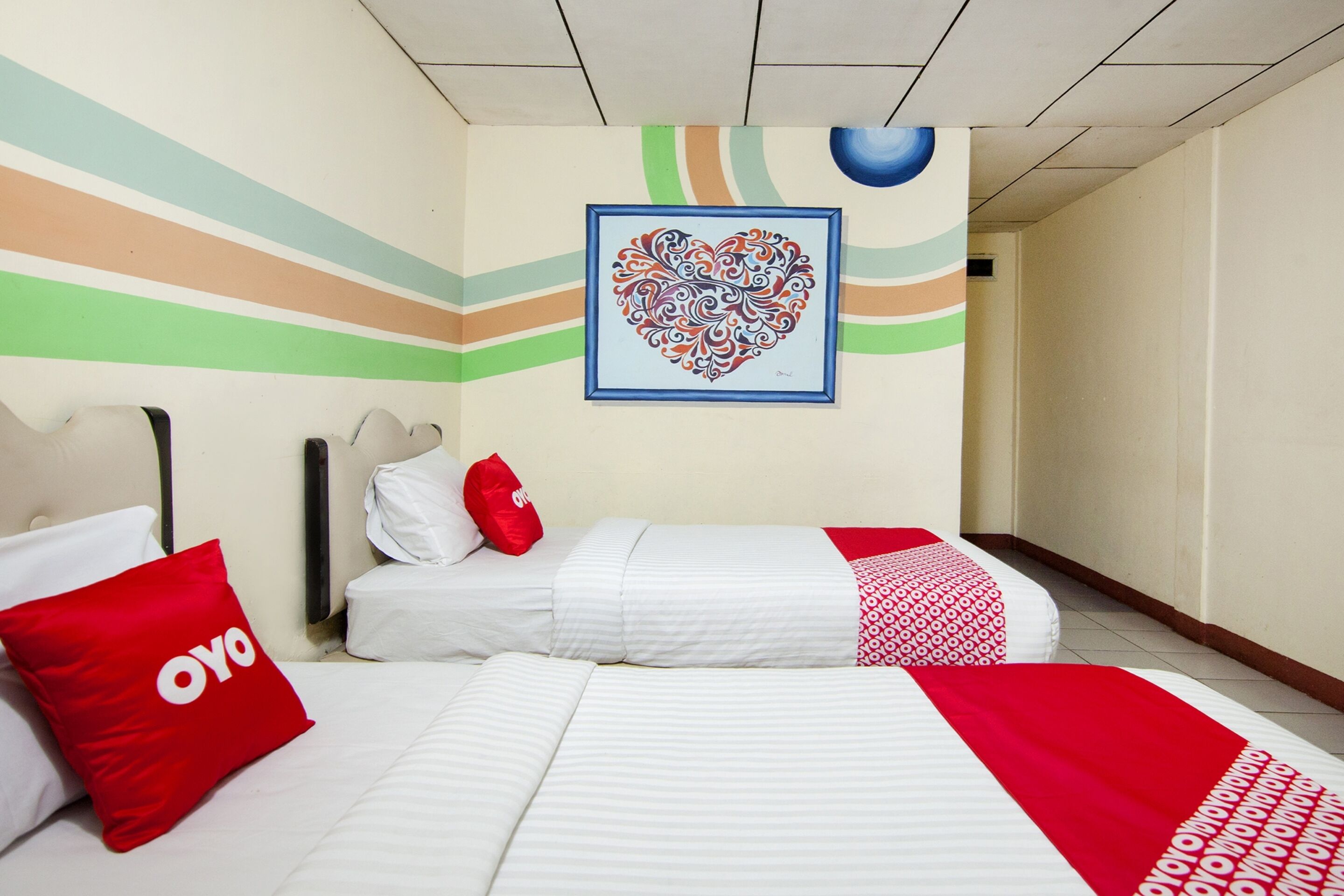 Thyesza Hotel by OYO Rooms