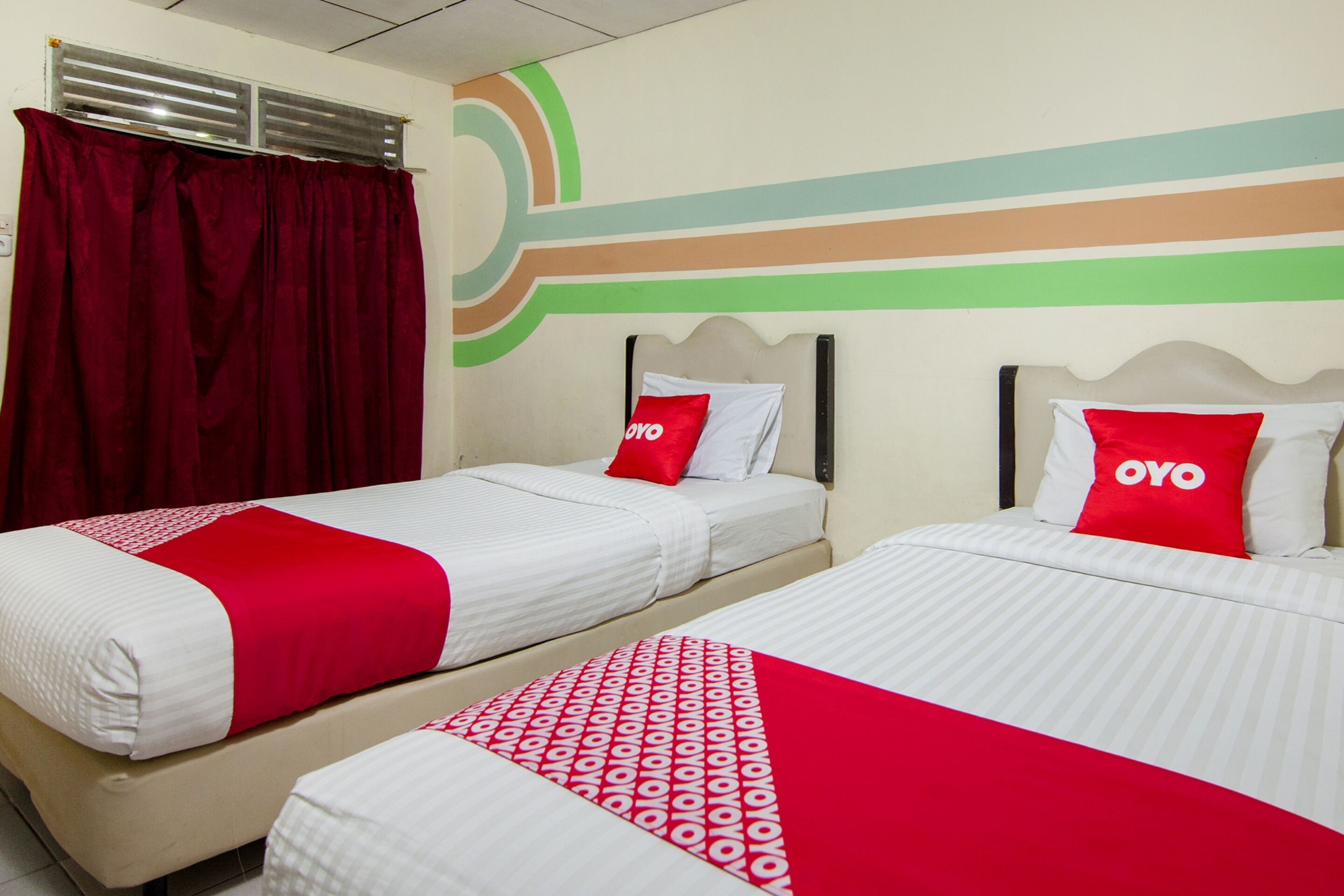 Thyesza Hotel by OYO Rooms