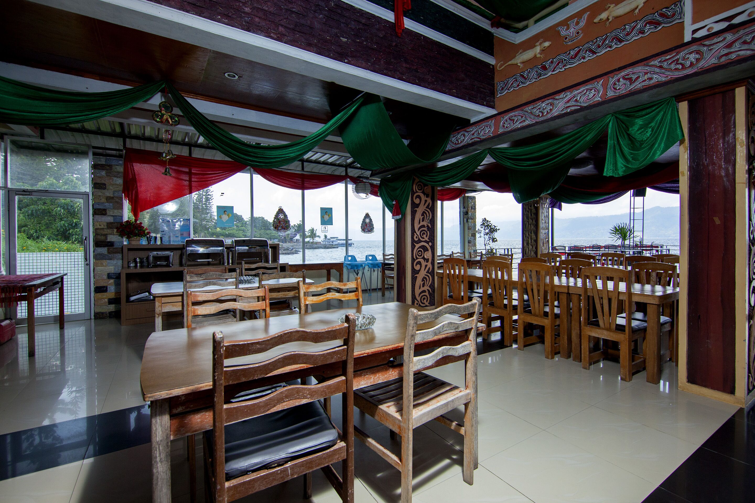 Thyesza Hotel by OYO Rooms