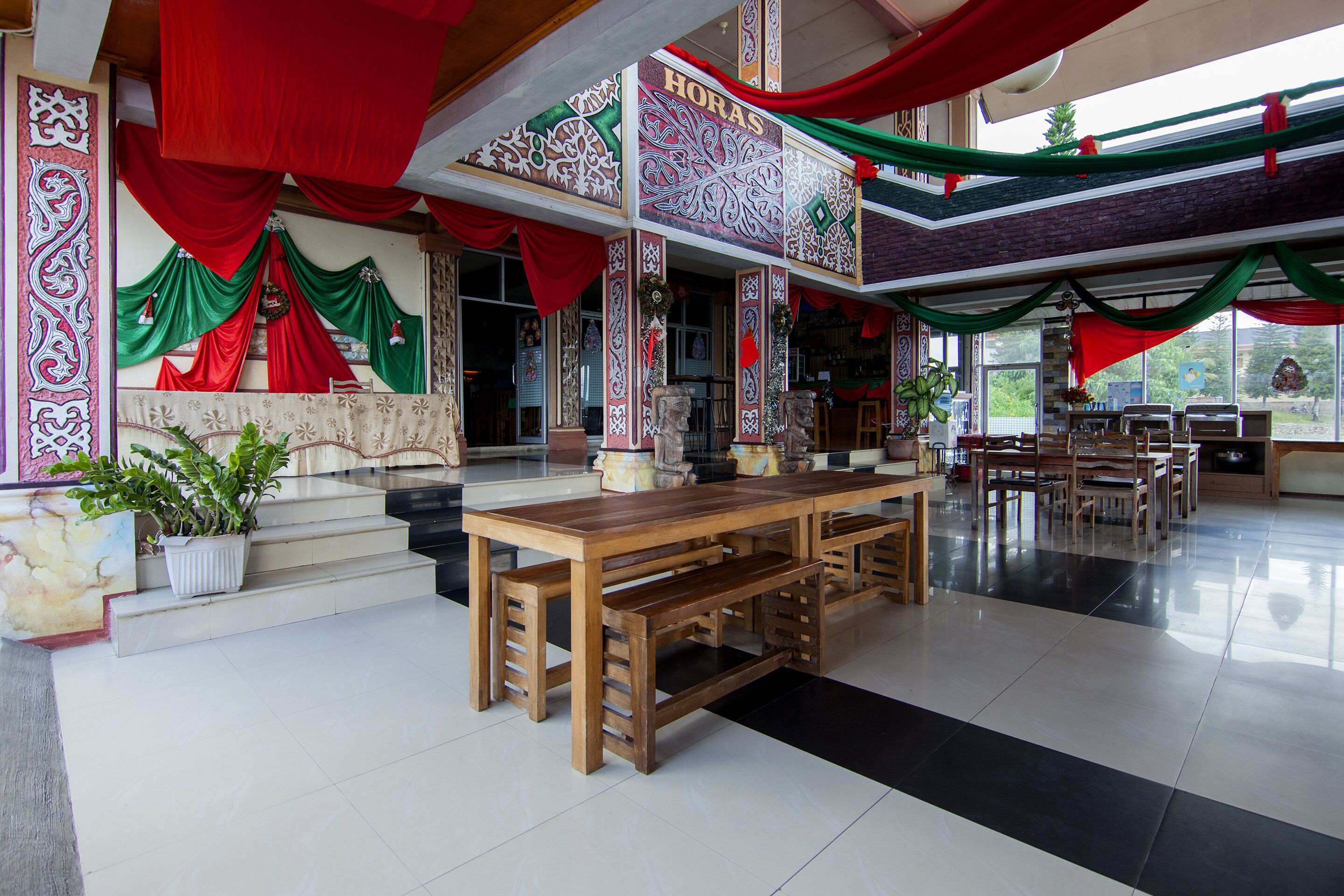 Thyesza Hotel by OYO Rooms