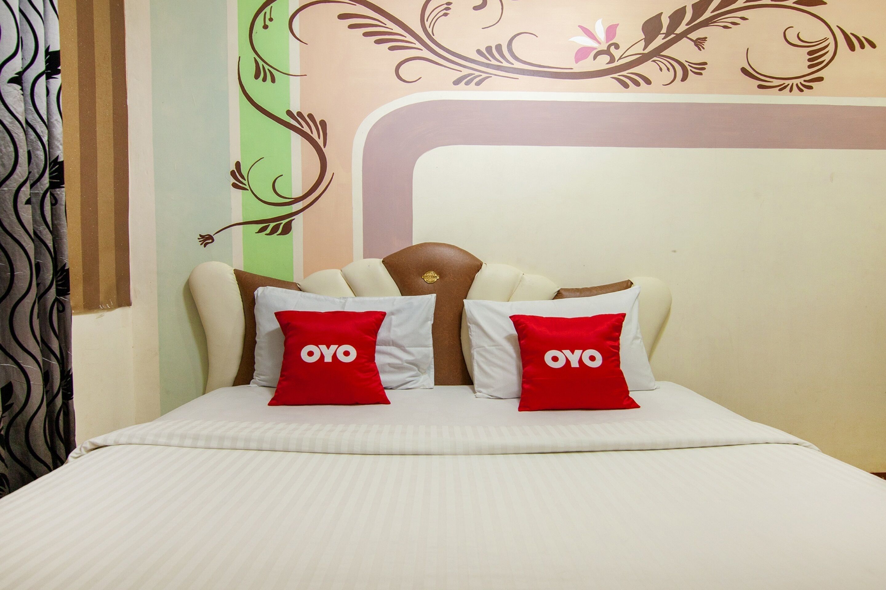 Thyesza Hotel by OYO Rooms