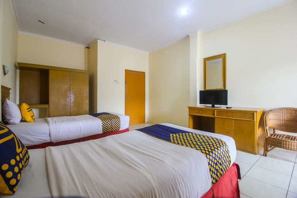 Hotel Yasmin by OYO Rooms