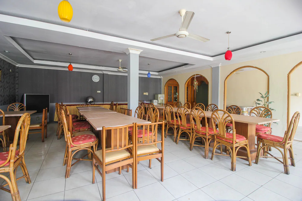 Hotel Yasmin by OYO Rooms