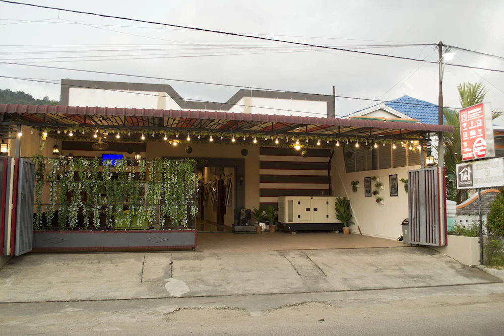 Mh Homestay by OYO Rooms