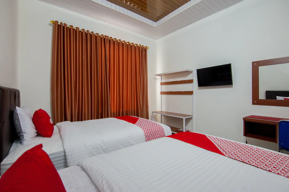 Aries Hotel by OYO Rooms