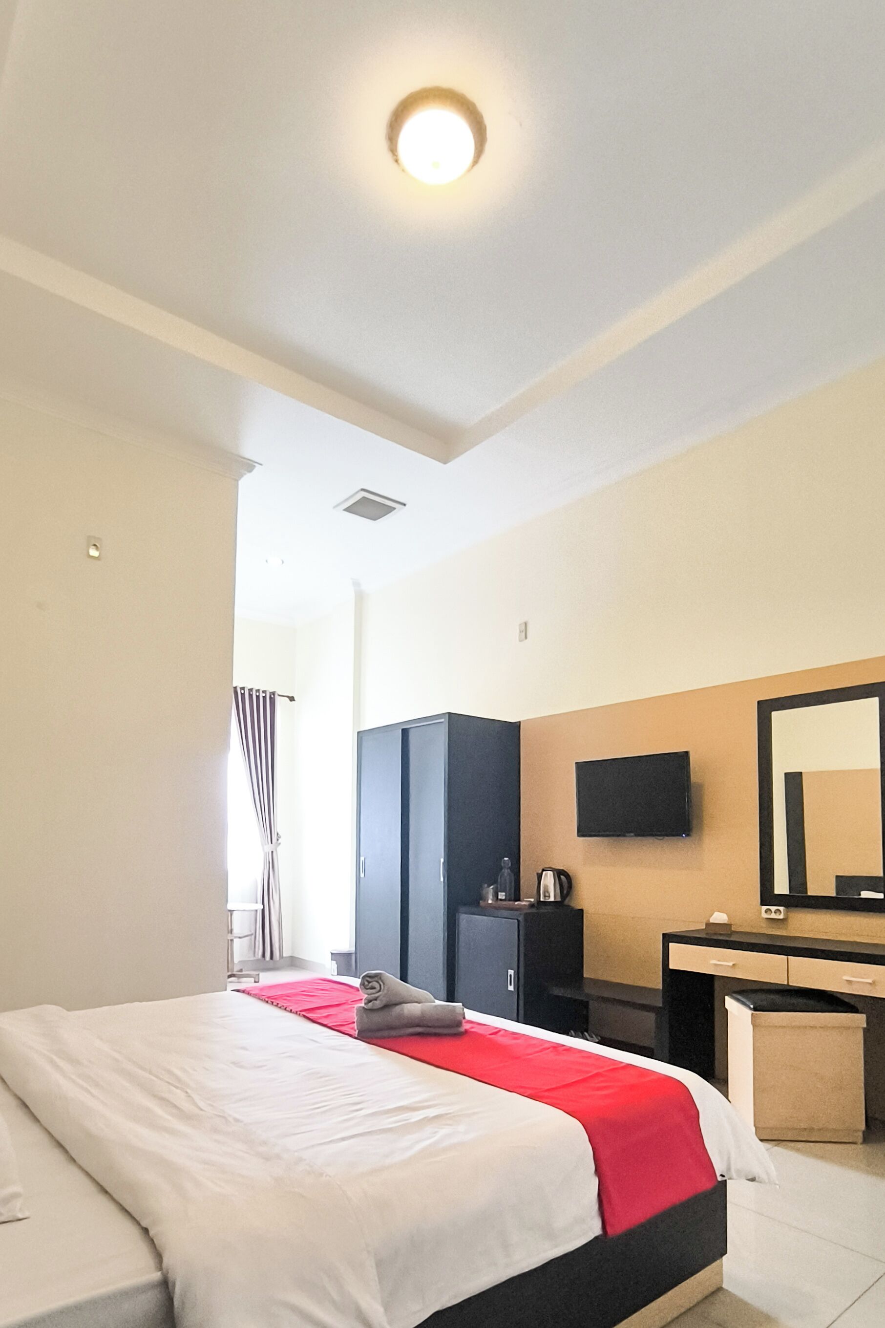 Esther Hotel