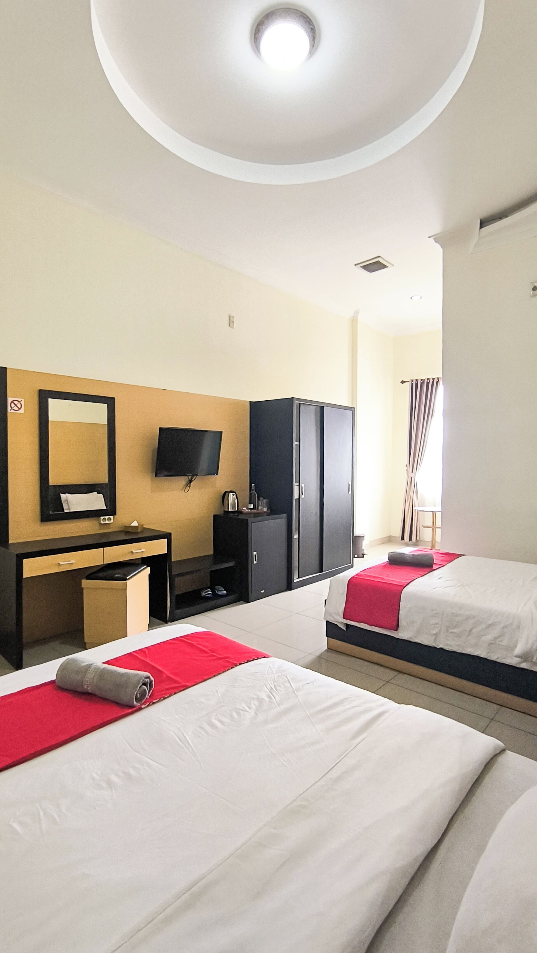 Esther Hotel