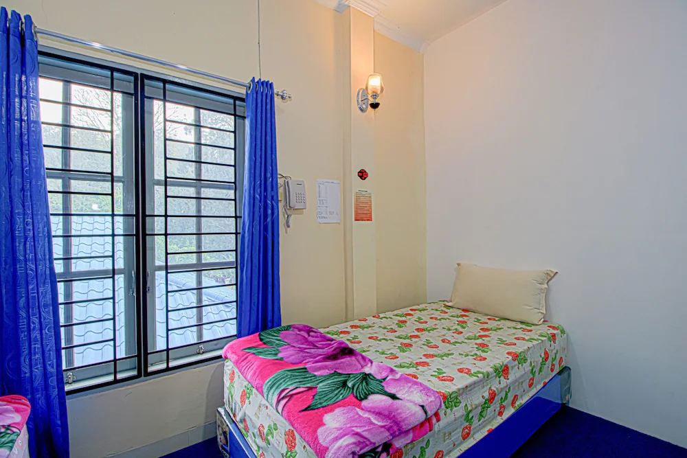 New Resort Almond
