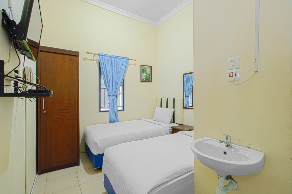 New Resort Almond