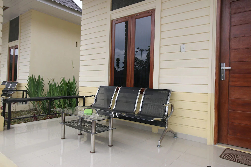 Noah Hotel Silangit by Airy Rooms