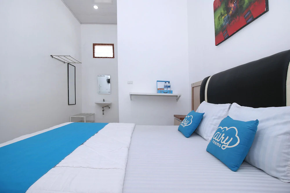 Noah Hotel Silangit by Airy Rooms