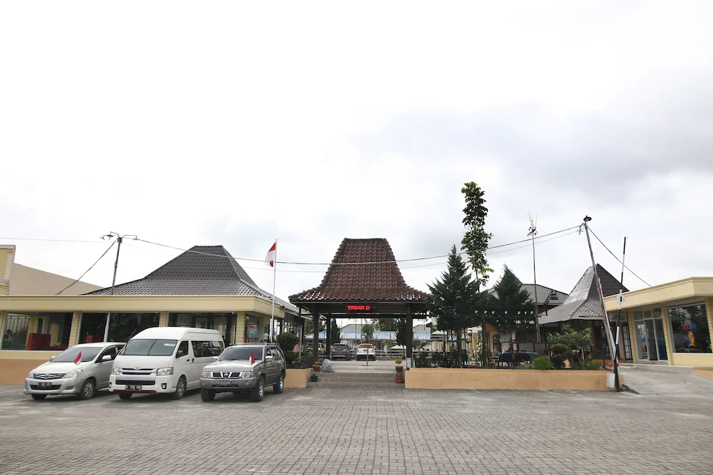 Noah Hotel Silangit by Airy Rooms