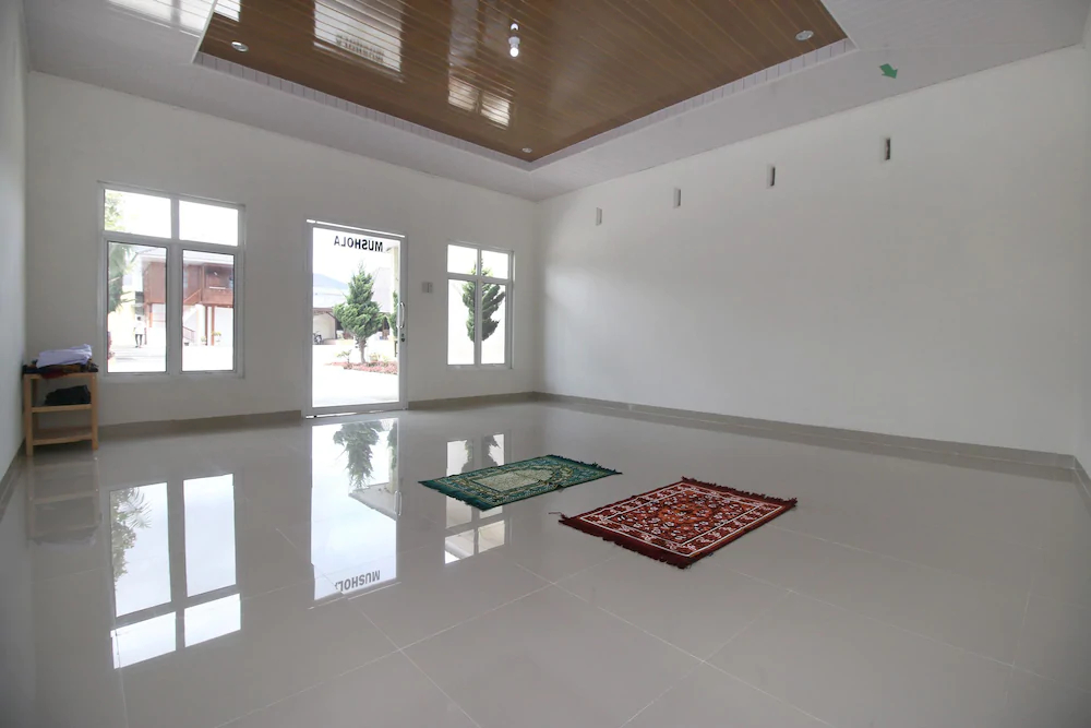 Noah Hotel Silangit by Airy Rooms