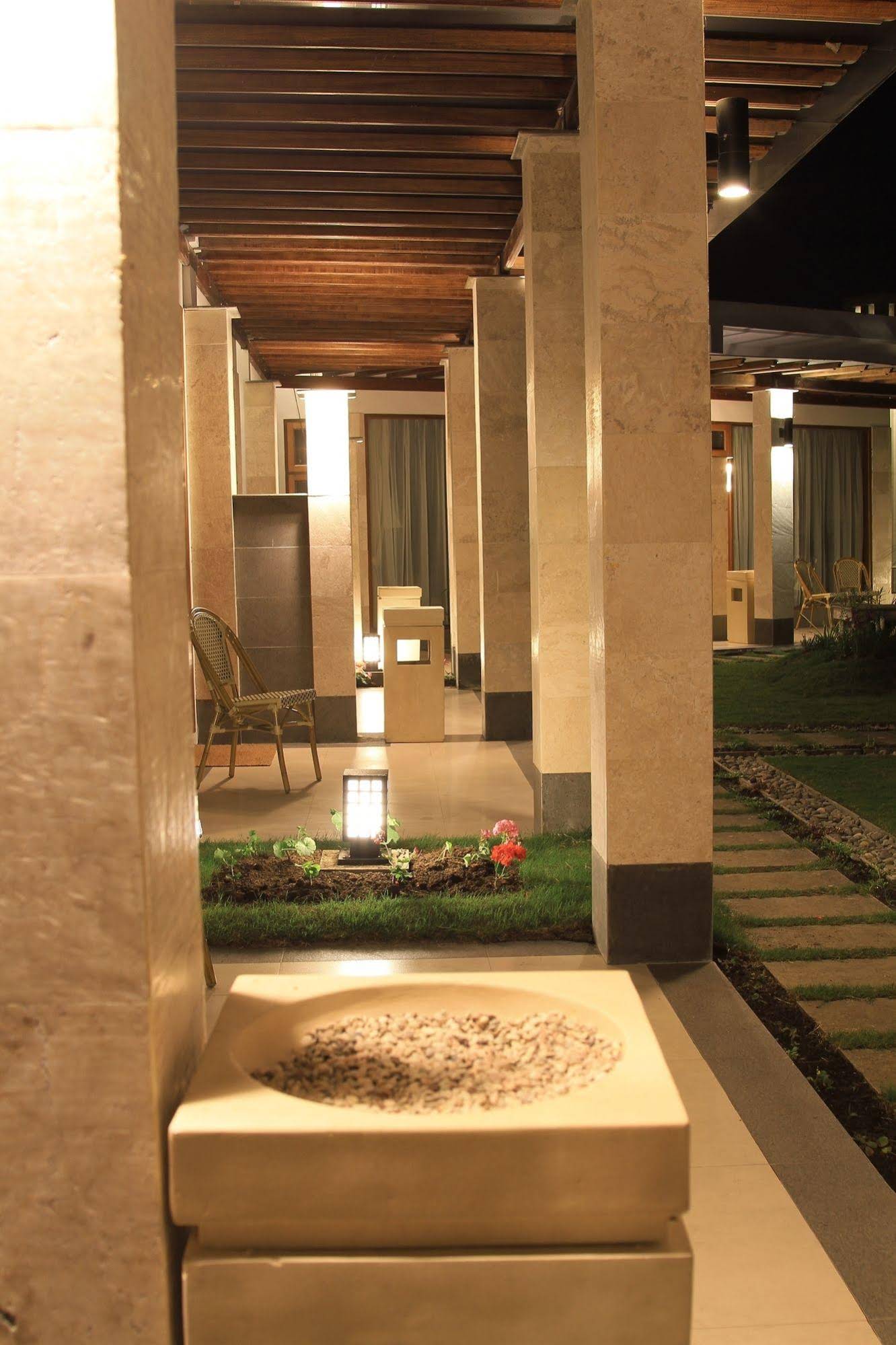 Taman Simalem Resort