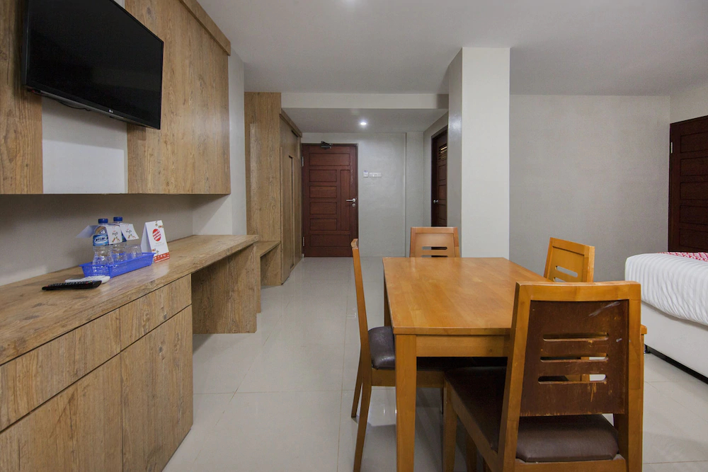 Gapura Hotel by OYO Rooms