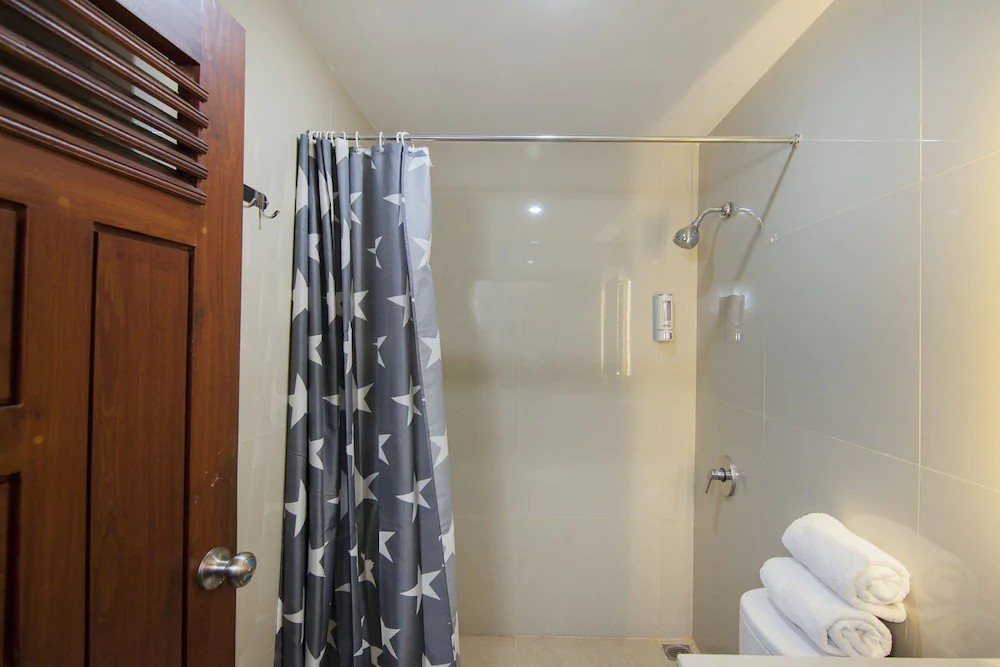 Gapura Hotel by OYO Rooms