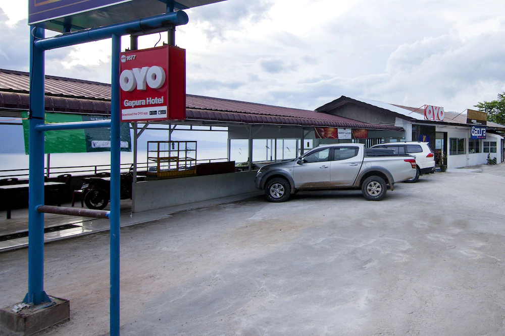 Gapura Hotel by OYO Rooms