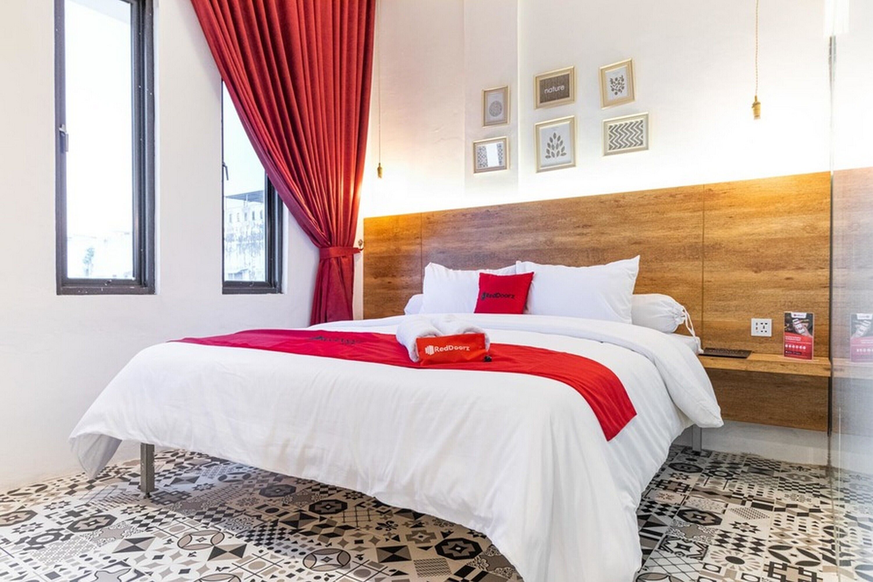 Mitrotel Medan by RedDoorz