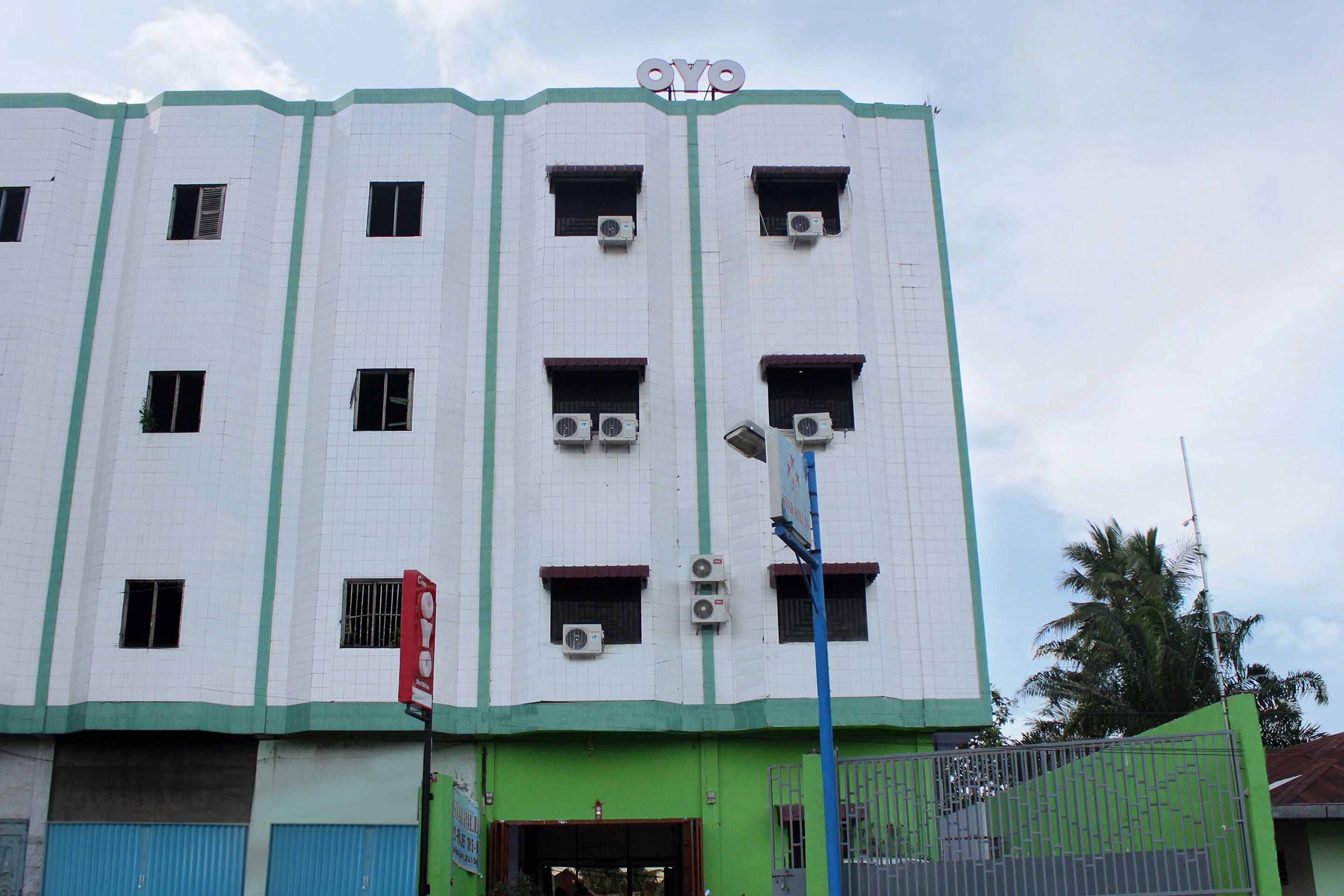 Star Hill Inn by OYO