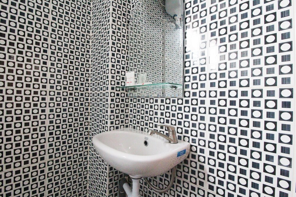 Amanah Syariah Residence by OYO Rooms