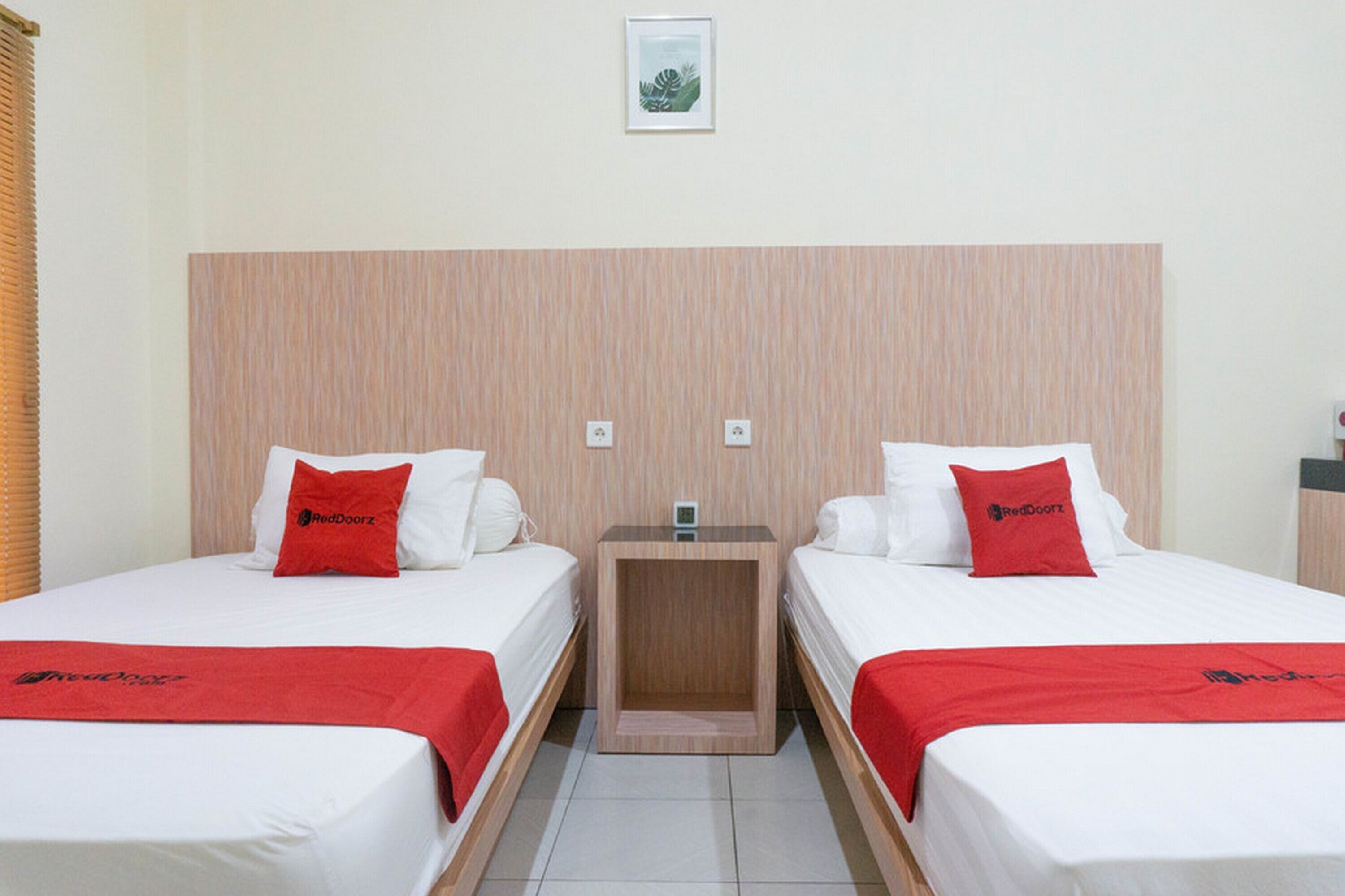 Sakura Homestay by RedDoorz