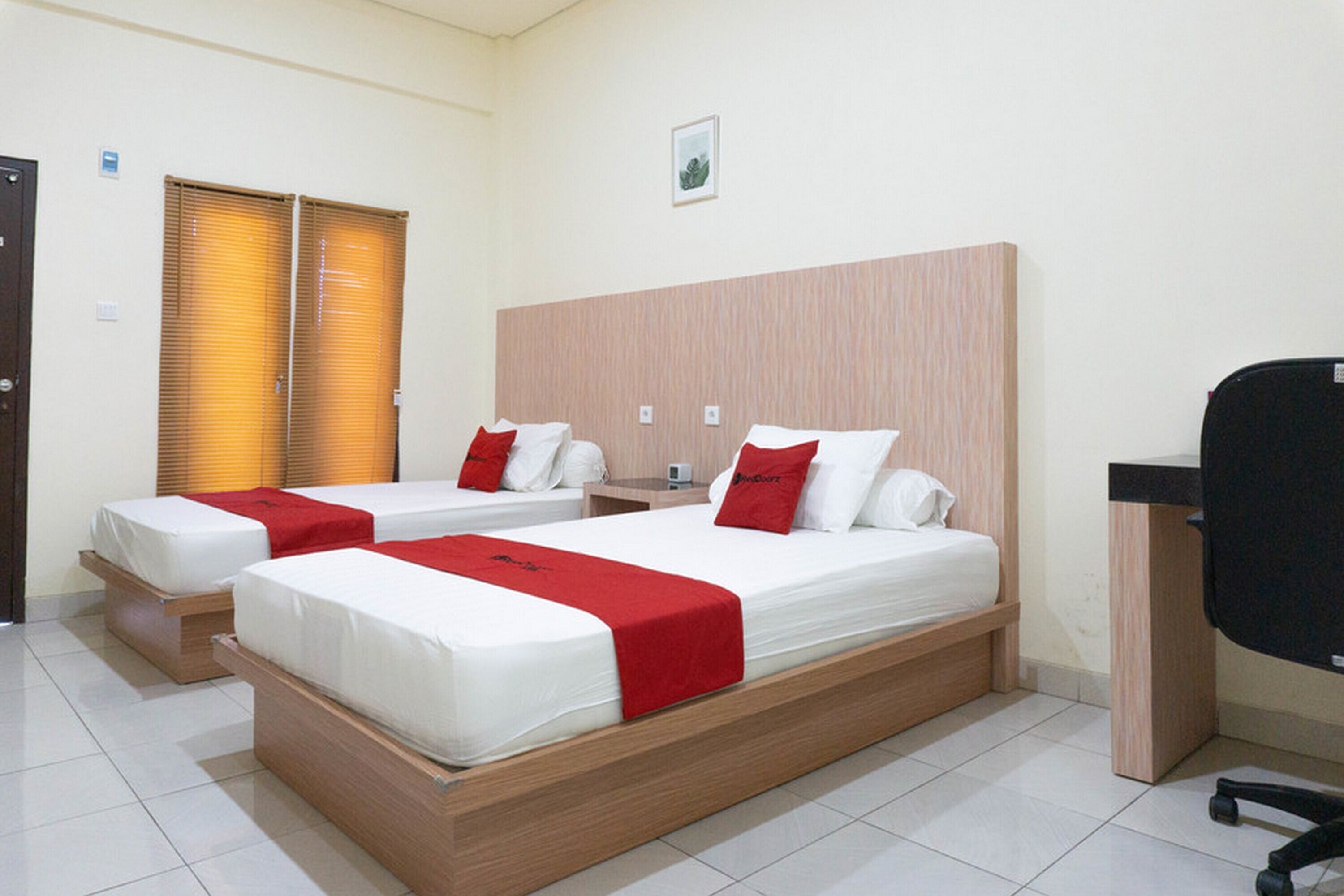 Sakura Homestay by RedDoorz